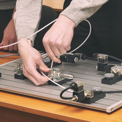 मान्यता प्राप्त उल प्रयोगशाला परीक्षण रासायनिक मशीनरी उत्पाद IEC GBT तृतीय-पक्ष प्रमाणीकरण सेवा